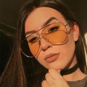 OVERSIZE YELLOW AVIATOR SUNGLASSES - RETRO STYLE
